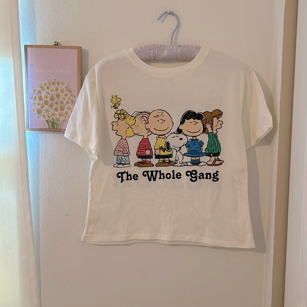 Love tribe cropped Peanuts t-shirt